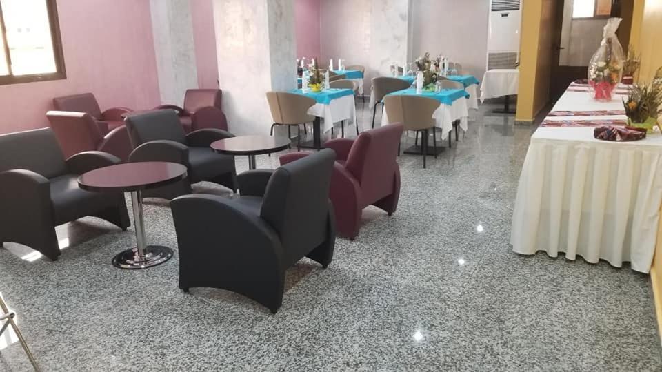 Hotel Jouvence International Yaoundé Exteriör bild