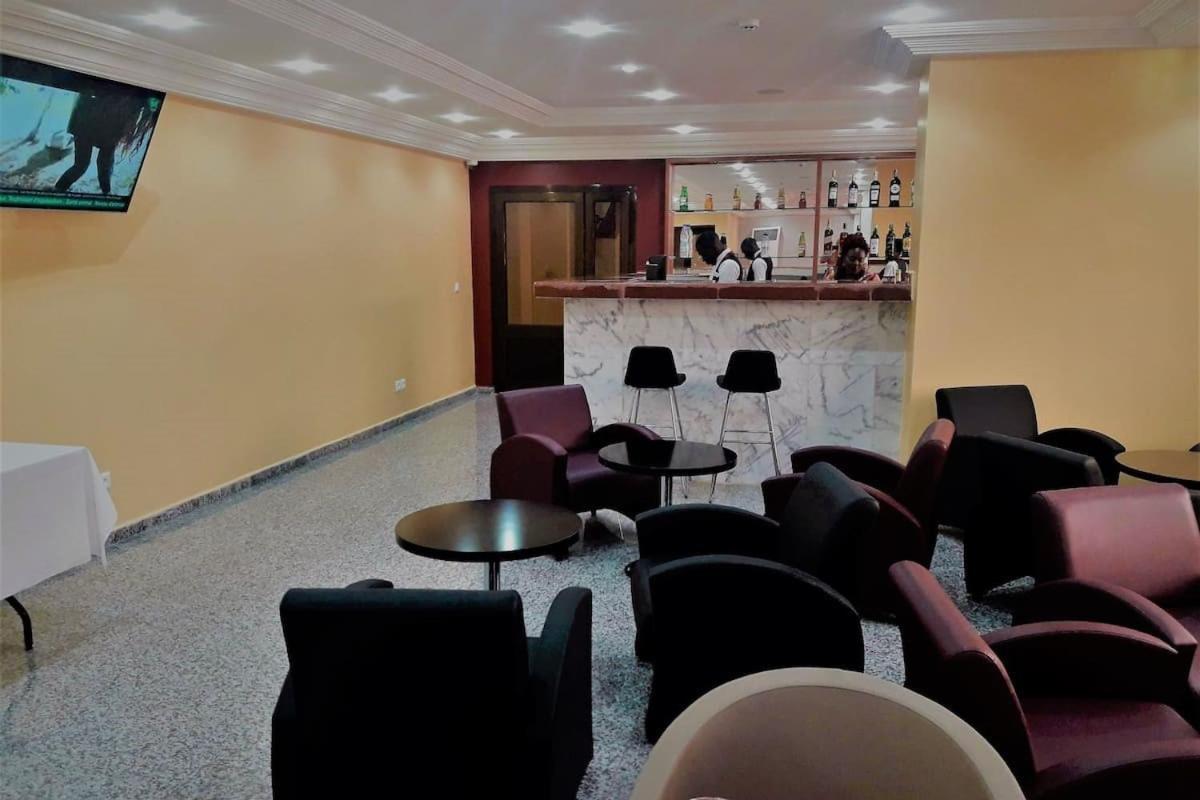 Hotel Jouvence International Yaoundé Exteriör bild