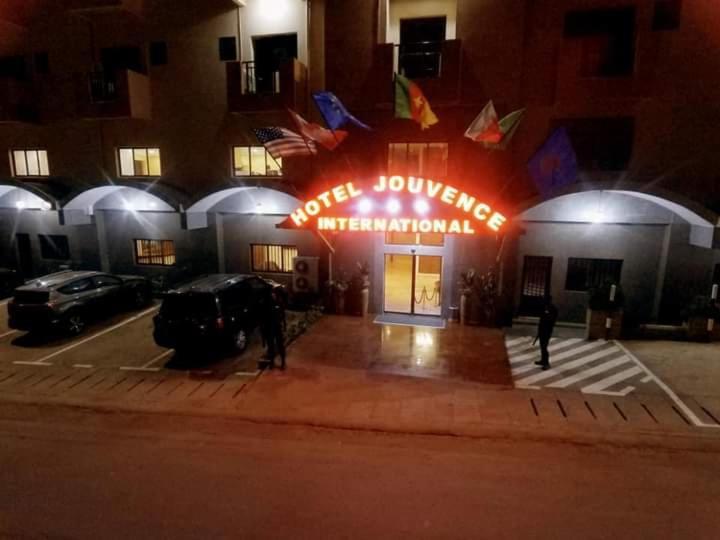 Hotel Jouvence International Yaoundé Exteriör bild